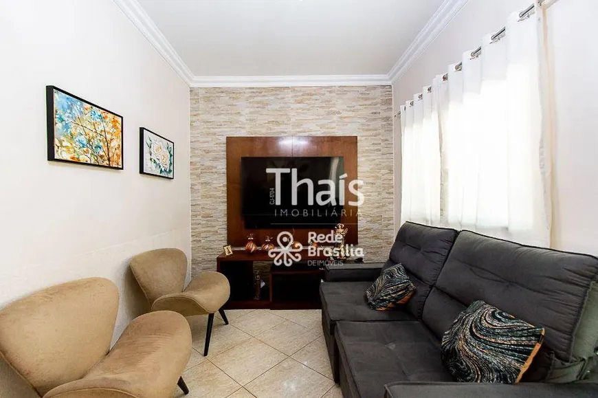 Foto 1 de Casa com 3 Quartos à venda, 150m² em Areal, Águas Claras