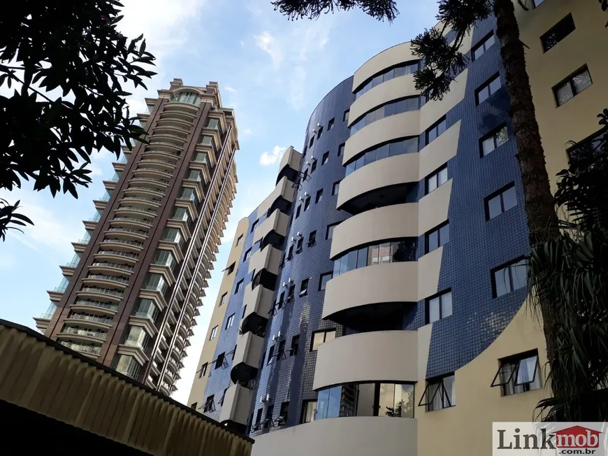 Foto 1 de Apartamento com 3 Quartos à venda, 98m² em Campo Comprido, Curitiba