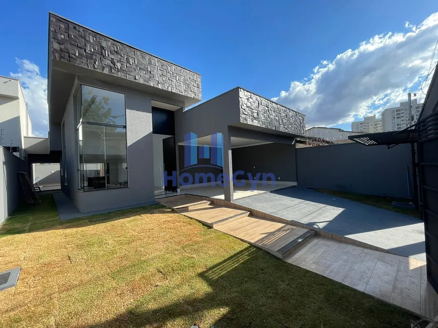 Foto 1 de Casa com 3 Quartos à venda, 176m² em Goiania 2, Goiânia