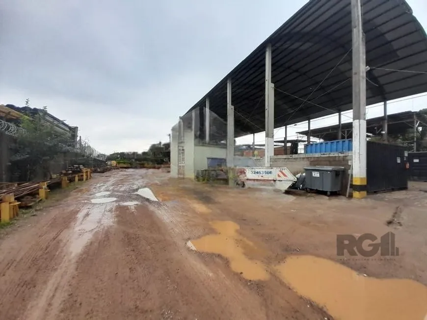 Foto 1 de Galpão/Depósito/Armazém para alugar, 2400m² em Navegantes, Porto Alegre