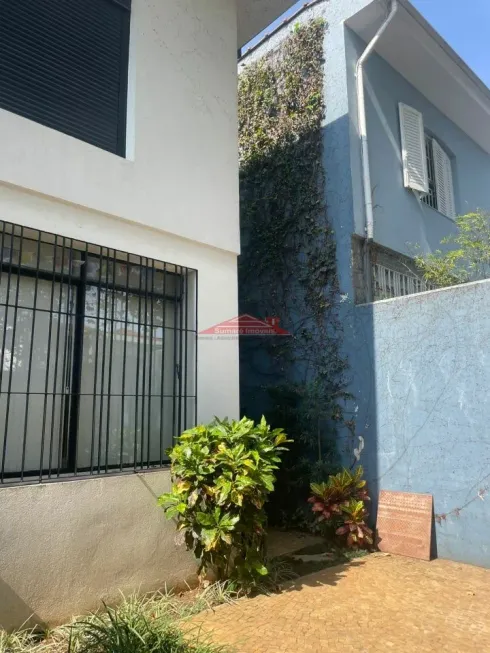 Foto 1 de Sobrado com 3 Quartos para alugar, 186m² em Vila Madalena, São Paulo