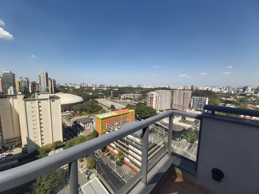 Foto 1 de Apartamento com 3 Quartos à venda, 241m² em Jardim Paulista, São Paulo
