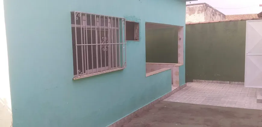 Foto 1 de Casa com 4 Quartos à venda, 140m² em Laranjal, São Gonçalo