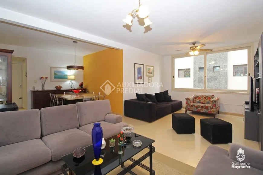 Foto 1 de Apartamento com 3 Quartos à venda, 117m² em Rio Branco, Porto Alegre
