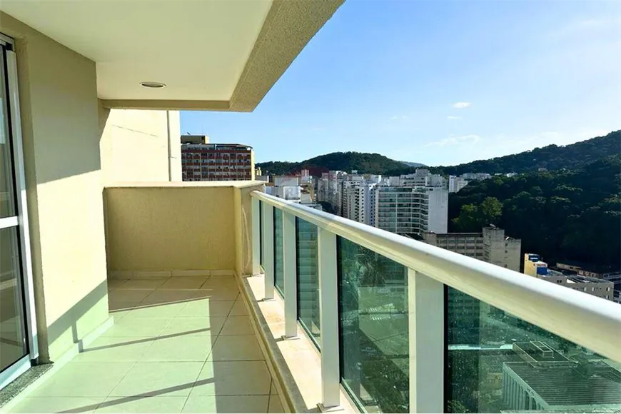 Foto 1 de Cobertura com 3 Quartos à venda, 143m² em Centro, Guarujá
