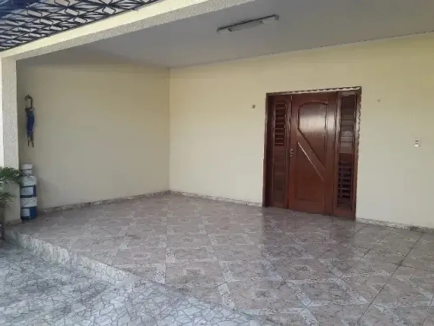 Foto 1 de Casa com 2 Quartos à venda, 100m² em Luís Anselmo, Salvador