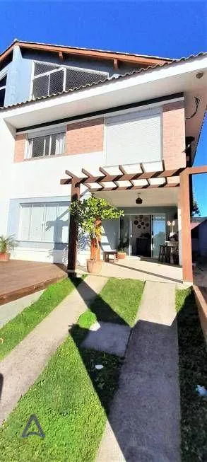 Foto 1 de Casa com 3 Quartos à venda, 166m² em Açores, Florianópolis