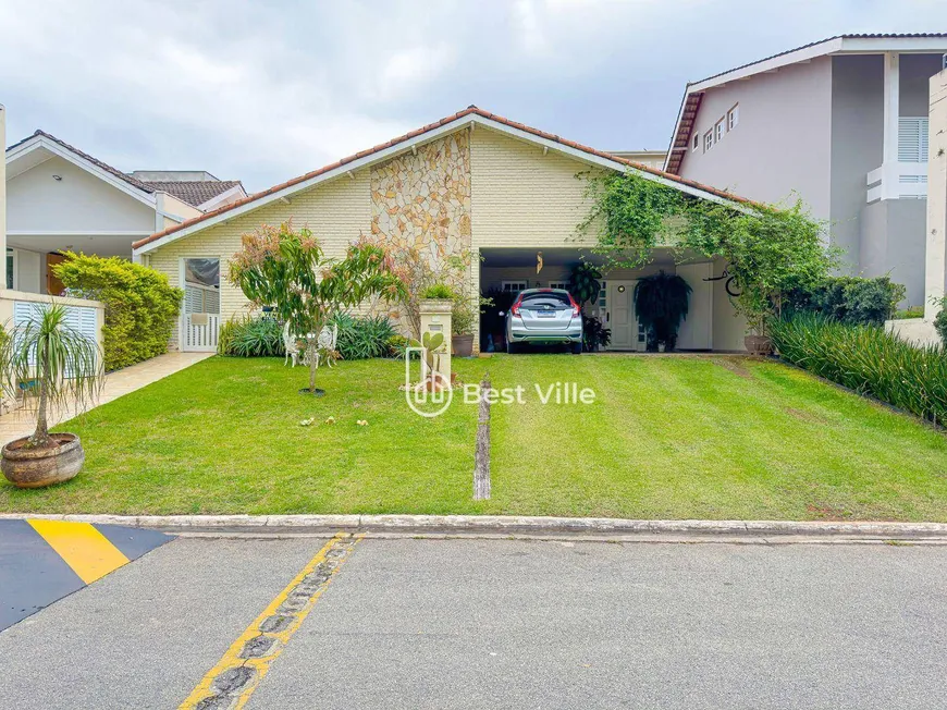 Foto 1 de Casa de Condomínio com 3 Quartos à venda, 262m² em Alphaville, Santana de Parnaíba