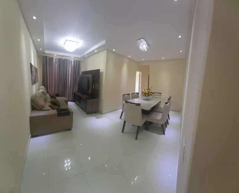 Foto 1 de Apartamento com 3 Quartos à venda, 90m² em Maracana, Anápolis