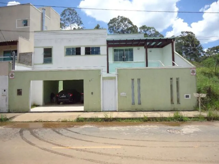 Foto 1 de Casa com 3 Quartos à venda, 600m² em Novo Horizonte, Juiz de Fora