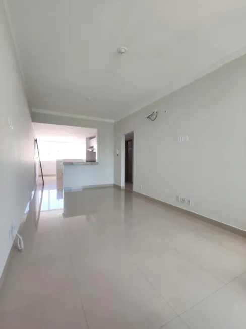 Foto 1 de Apartamento com 3 Quartos para alugar, 100m² em Santo Agostinho, Governador Valadares