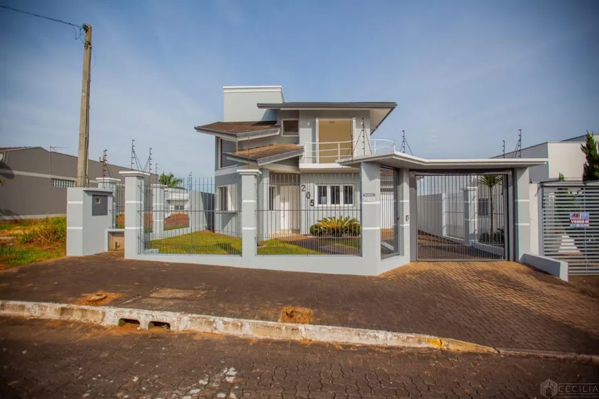 Foto 1 de Casa com 3 Quartos à venda, 300m² em Solar do Campo, Campo Bom