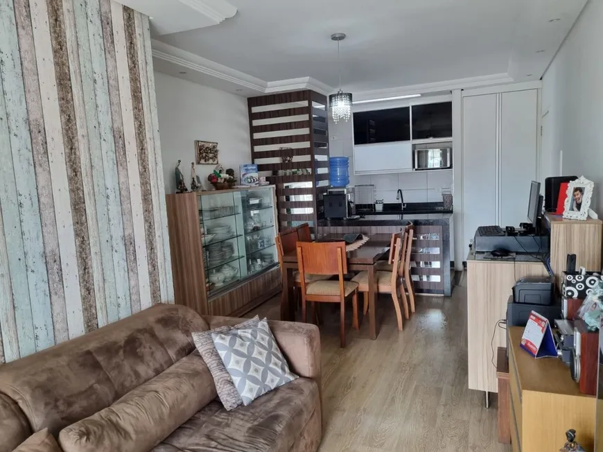 Foto 1 de Apartamento com 3 Quartos à venda, 82m² em Vila Jaboticabeira, Taubaté