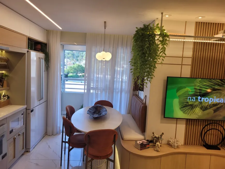 Foto 1 de Apartamento com 2 Quartos à venda, 40m² em Vila Carmosina, São Paulo