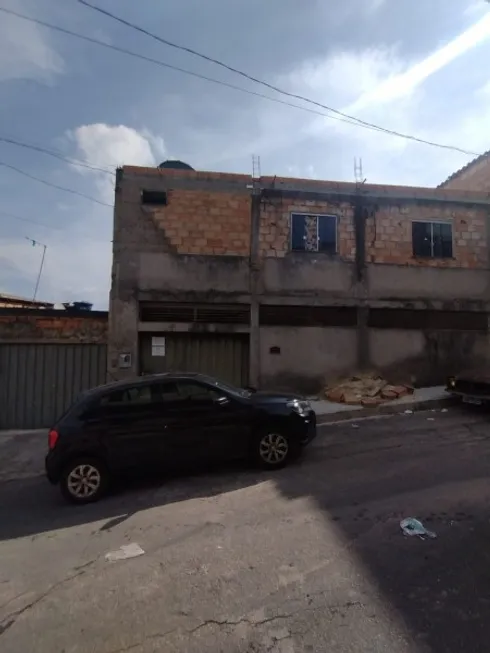 Foto 1 de Casa com 4 Quartos à venda, 190m² em Imbirucu, Betim