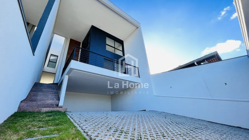 Foto 1 de Casa com 3 Quartos à venda, 264m² em Velha, Blumenau