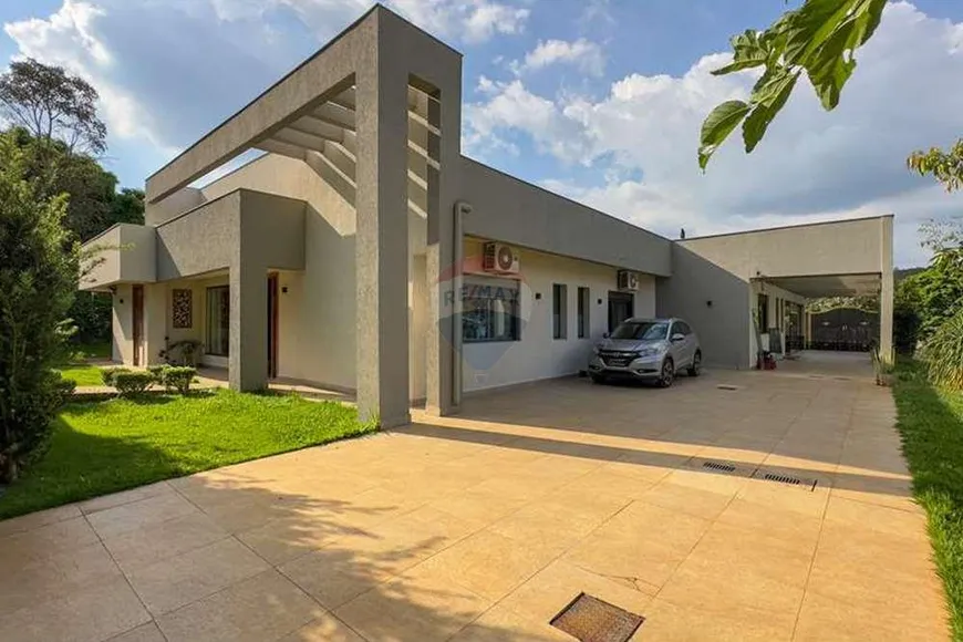 Foto 1 de Casa com 5 Quartos à venda, 1440m² em Centro, Juatuba