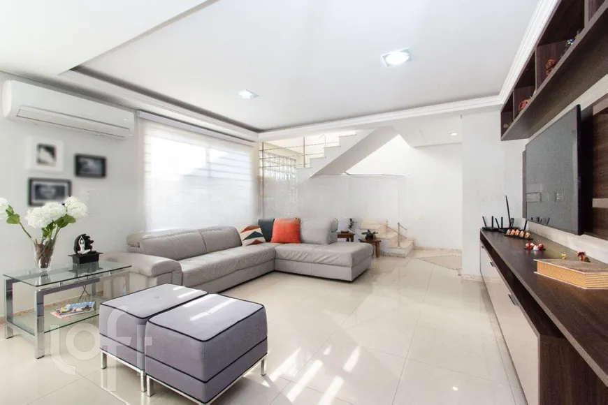 Foto 1 de Casa com 4 Quartos à venda, 250m² em São José, Canoas