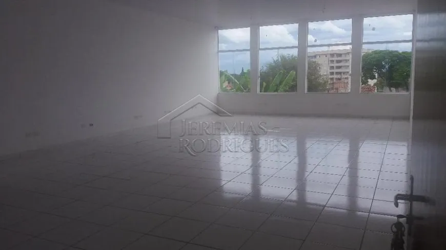 Foto 1 de Sala Comercial para alugar, 70m² em Centro, Pindamonhangaba