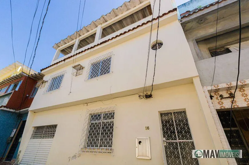 Foto 1 de Casa com 5 Quartos à venda, 210m² em  Vila Valqueire, Rio de Janeiro