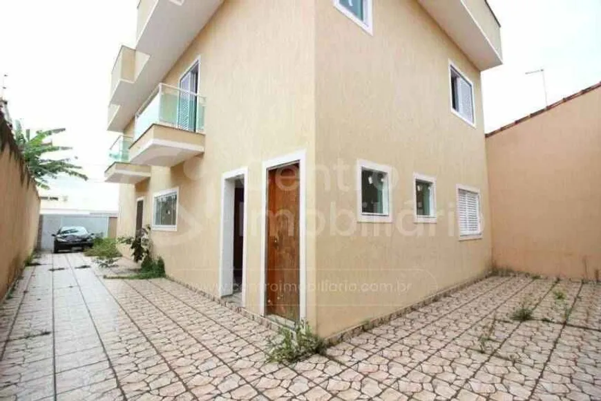 Foto 1 de Casa com 4 Quartos à venda, 200m² em Jardim Marcia, Peruíbe