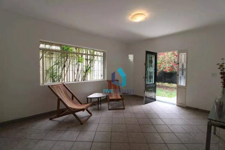 Foto 1 de Sobrado com 4 Quartos à venda, 300m² em Jardim Marajoara, São Paulo