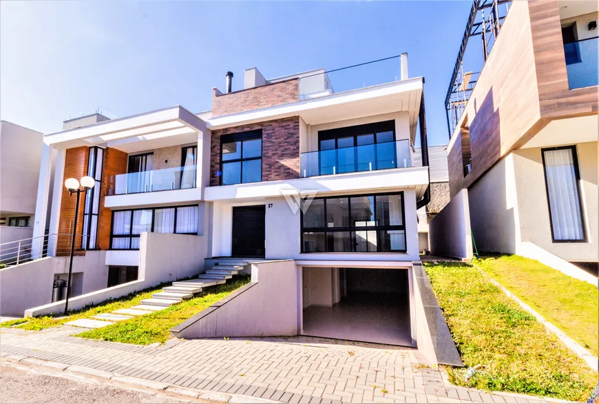 Foto 1 de Casa de Condomínio com 4 Quartos à venda, 354m² em Campo Comprido, Curitiba