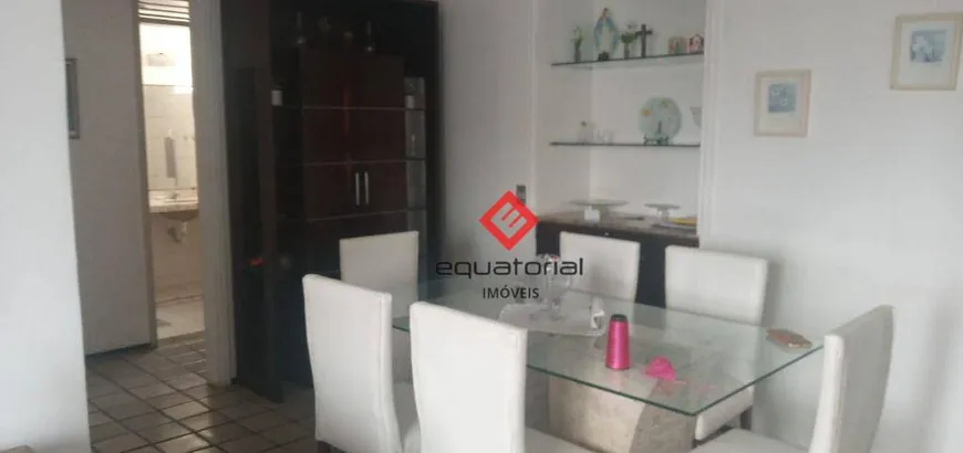 Foto 1 de Apartamento com 3 Quartos à venda, 94m² em Meireles, Fortaleza