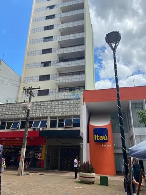Foto 1 de Apartamento com 3 Quartos à venda, 145m² em Centro, Londrina