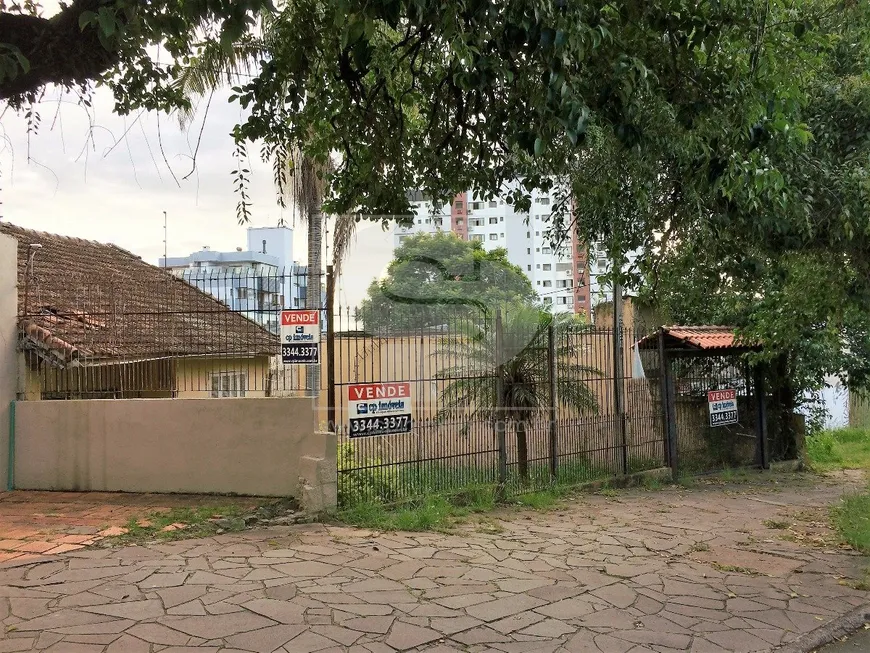 Foto 1 de Lote/Terreno à venda, 801m² em Cristo Redentor, Porto Alegre