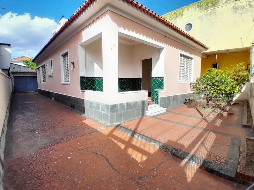 Foto 1 de Casa com 3 Quartos à venda, 137m² em Centro, Nova Iguaçu