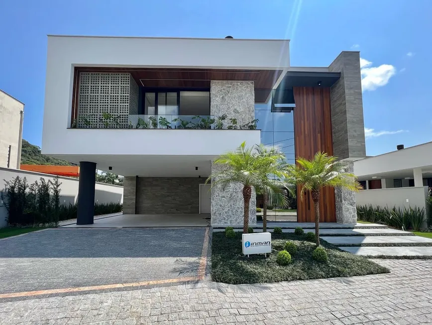 Foto 1 de Casa de Condomínio com 4 Quartos à venda, 342m² em Pirabeiraba Pirabeiraba, Joinville