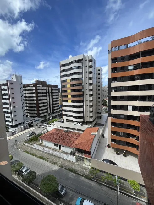 Foto 1 de Apartamento com 3 Quartos à venda, 84m² em Ponta Verde, Maceió