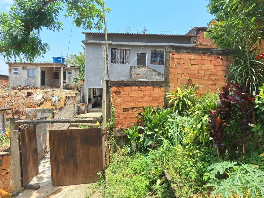 Foto 1 de Casa com 2 Quartos à venda, 300m² em Sepetiba, Rio de Janeiro