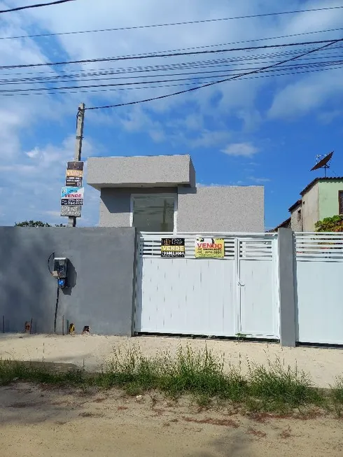 Foto 1 de Casa com 2 Quartos à venda, 54m² em Mar y Lago, Rio das Ostras