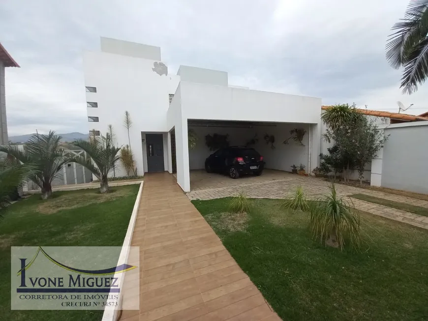 Foto 1 de Casa com 3 Quartos à venda, 242m² em , Paty do Alferes