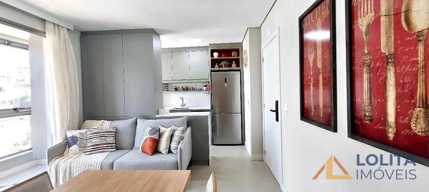 Foto 1 de Apartamento com 2 Quartos à venda, 65m² em Carvoeira, Florianópolis