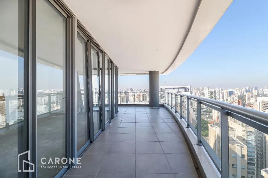 Foto 1 de Cobertura com 4 Quartos à venda, 324m² em Vila Nova Conceição, São Paulo