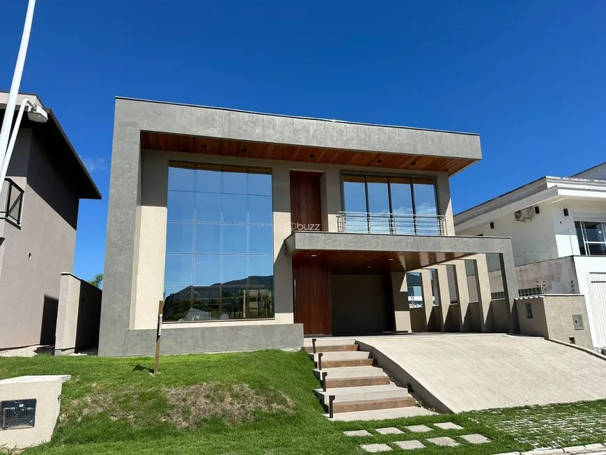 Foto 1 de Casa de Condomínio com 4 Quartos à venda, 236m² em São João do Rio Vermelho, Florianópolis