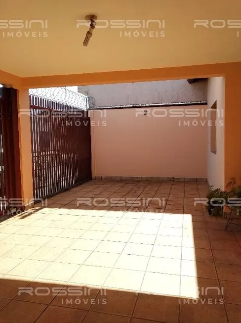 Foto 1 de Casa com 2 Quartos à venda, 130m² em Campos Eliseos, Ribeirão Preto