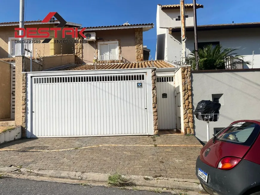 Foto 1 de Casa com 3 Quartos à venda, 180m² em Horto Santo Antonio, Jundiaí