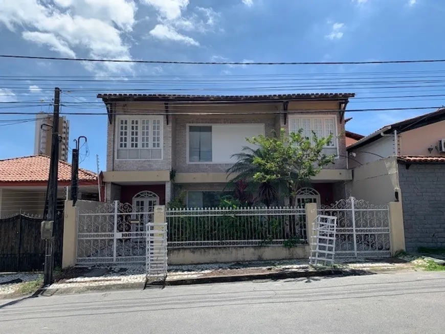 Foto 1 de Casa com 10 Quartos para alugar, 526m² em Joaquim Tavora, Fortaleza