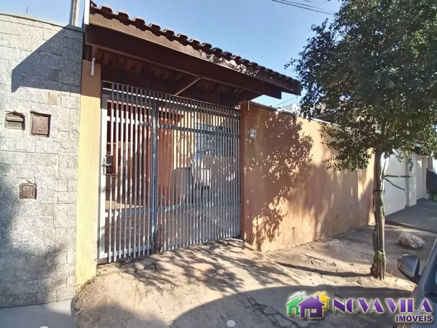 Foto 1 de Casa com 4 Quartos à venda, 250m² em Jardim Sylvio Rinaldi I, Jaguariúna