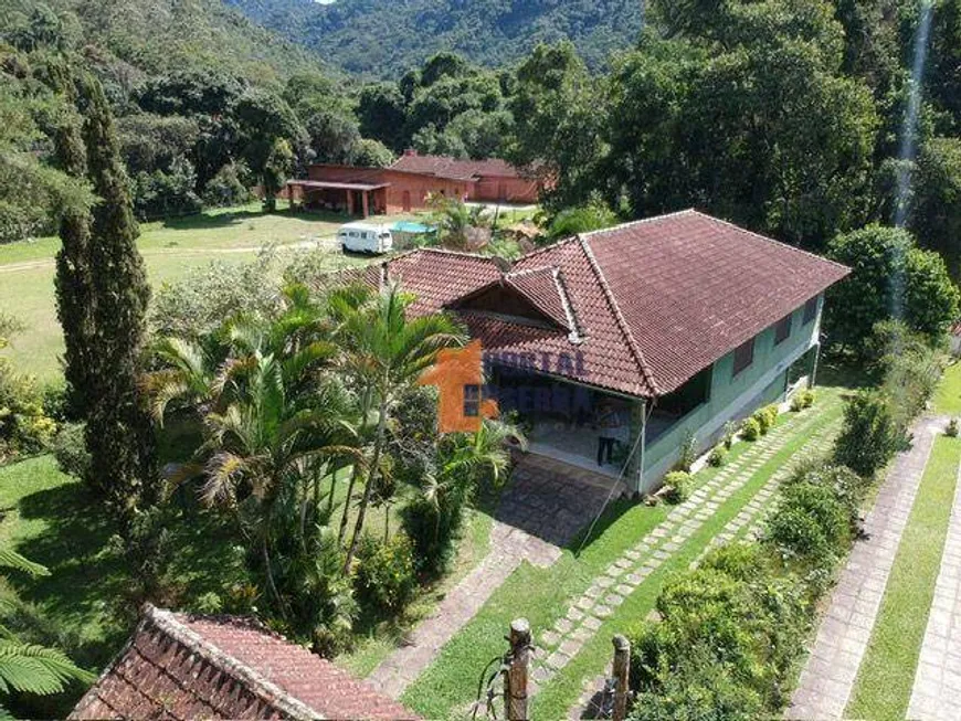 Foto 1 de Casa com 3 Quartos à venda, 185m² em Prata dos Aredes, Teresópolis