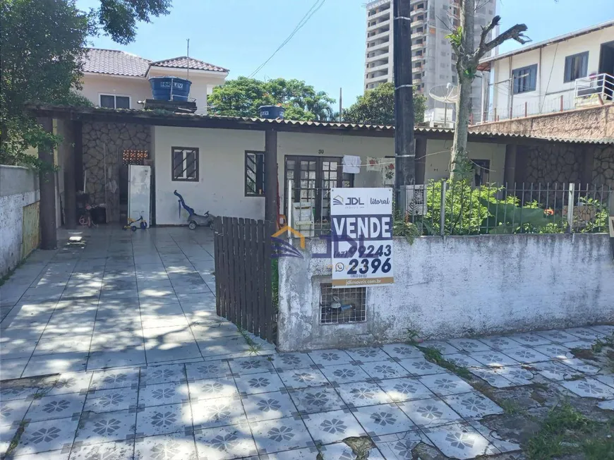 Foto 1 de Lote/Terreno à venda, 254m² em Centro, Penha