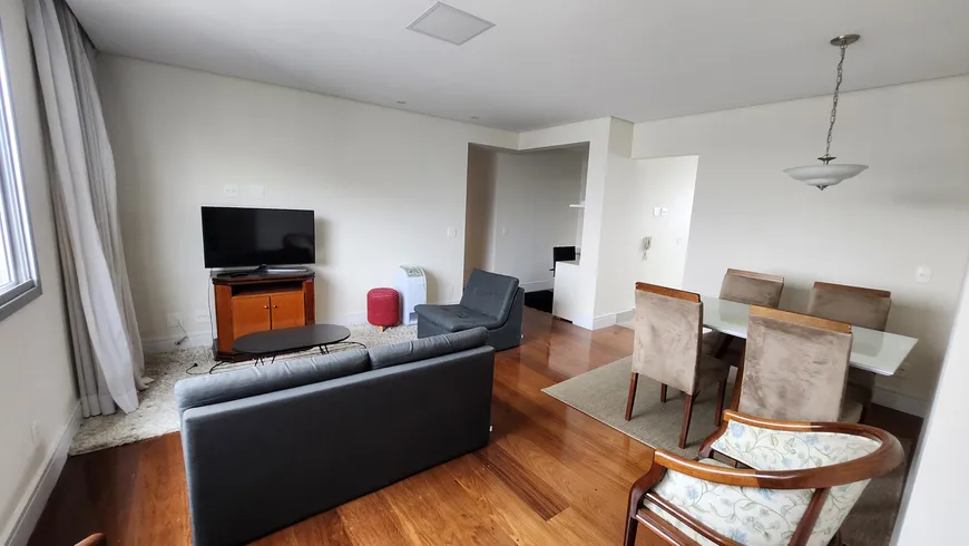 Foto 1 de Apartamento com 2 Quartos para alugar, 124m² em Vila Mariana, São Paulo