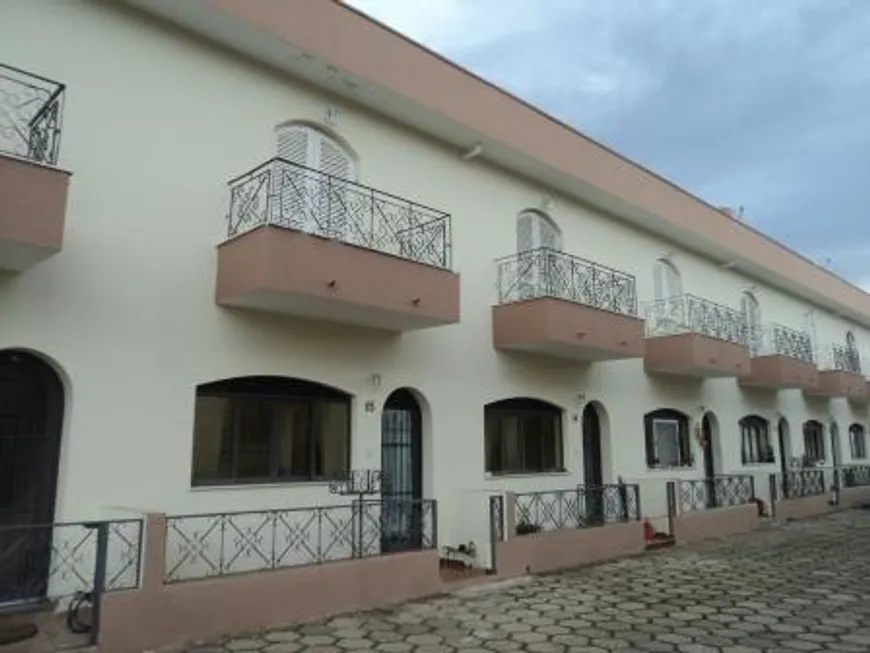Foto 1 de Casa de Condomínio com 2 Quartos à venda, 85m² em Vila Pasti, Louveira