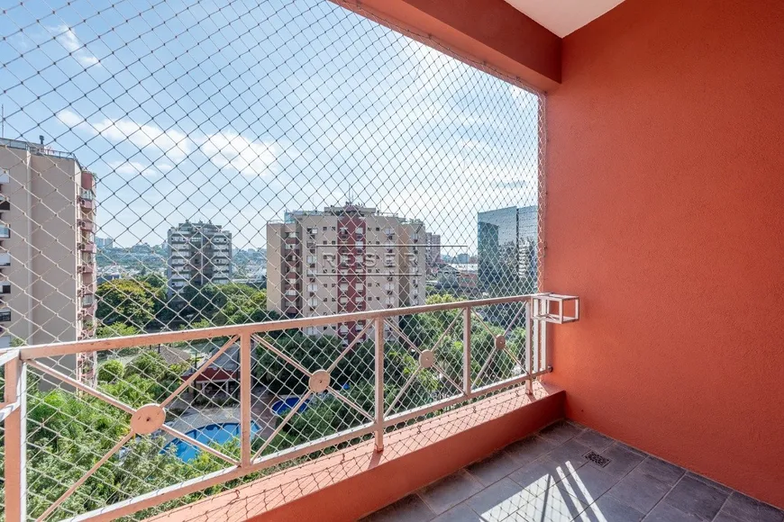 Foto 1 de Apartamento com 3 Quartos à venda, 73m² em Chácara das Pedras, Porto Alegre