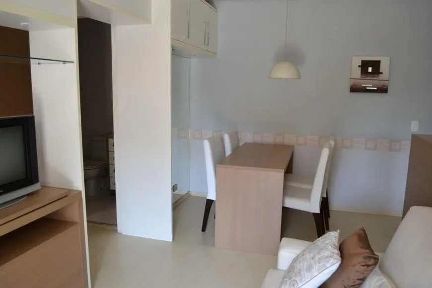 Foto 1 de Flat com 1 Quarto para alugar, 45m² em Cerqueira César, São Paulo