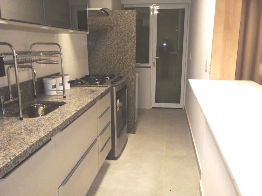 Foto 1 de Apartamento com 2 Quartos à venda, 67m² em Retiro, Petrópolis